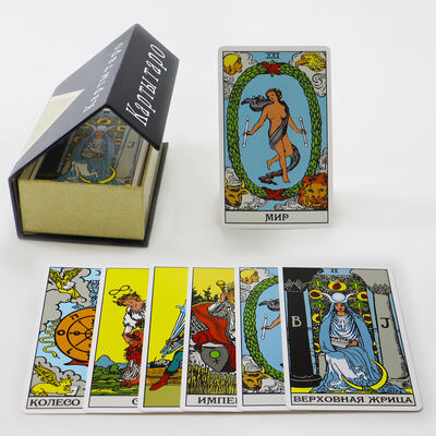 Mua Thẻ Tarot In Tùy Chỉnh với In Offset 4 Màu CMYK và Sách Hướng Dẫn trong Hộp Nam Châm online manufacture