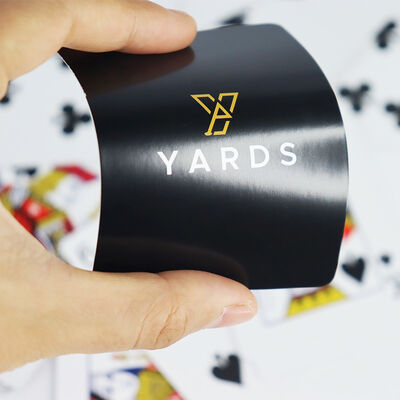 Nhà máy tùy chỉnh 100% PVC Thẻ chơi poker sang trọng với lõi vàng màu xanh 24k và logo tùy chỉnh cho gia đình